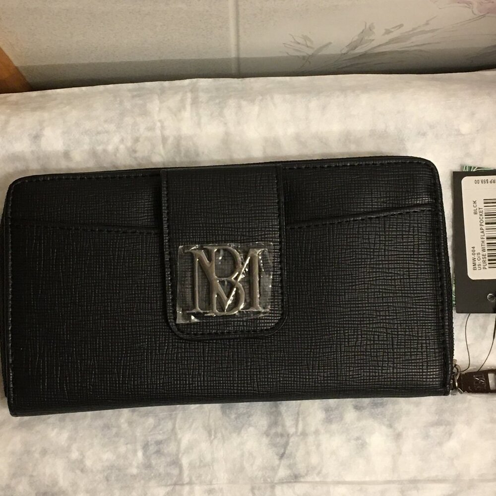 NWT!!! Badgley Mischka Black Logo Vegan Leather Zip-Around Purse Flap Wallet